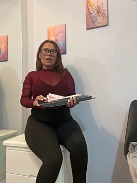 SophiaQueens Chat XXX live