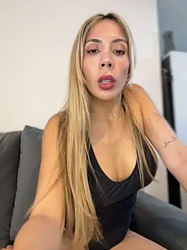 iam_sofia__ – Kamerová šou