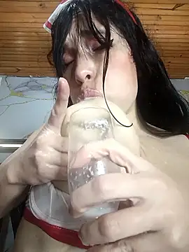 Zoebreastmilk2のウェブカメラショー