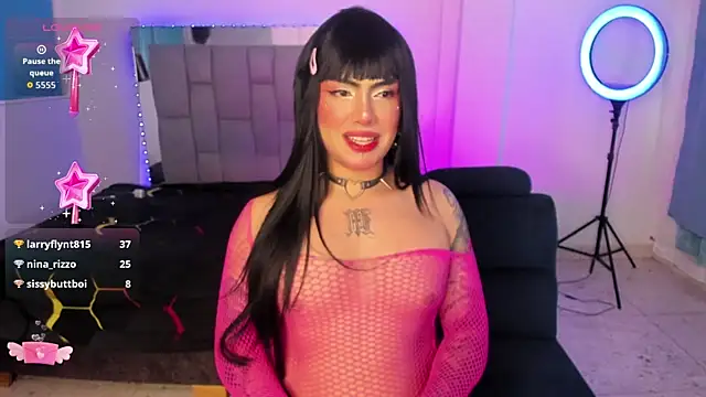 Sophie_whitexxx webkamerás műsora