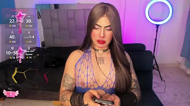 Show modela Sophie_whitexxx na web-kameri