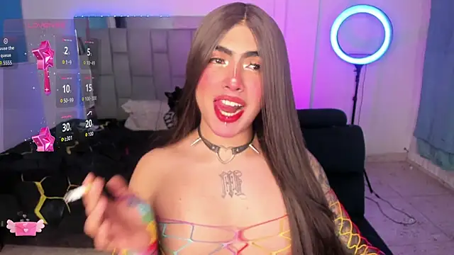 Show modela Sophie_whitexxx na web-kameri