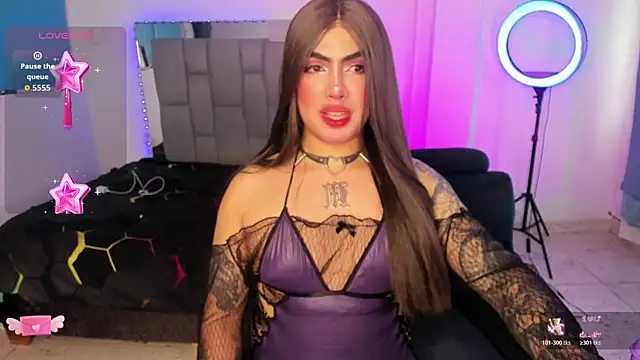 Sophie_whitexxx Show in webcam