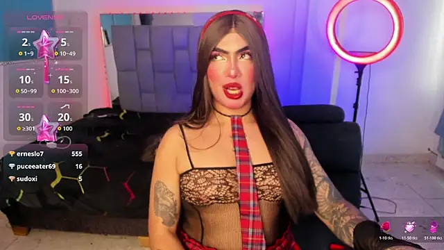 הופעת וובקאם של Sophie_whitexxx