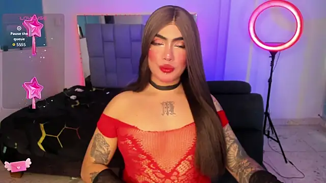 Sophie_whitexxx's Webcam Show