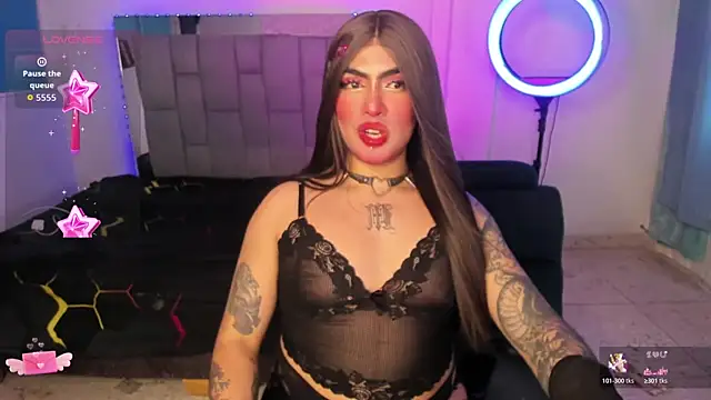 Sophie_whitexxx webkamerás műsora