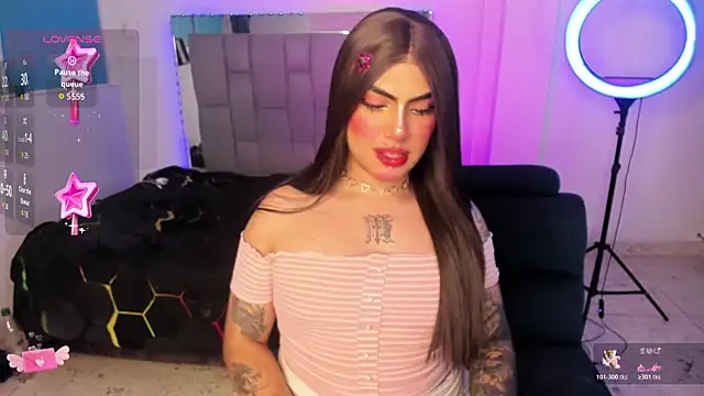 Sophie_whitexxx 网络视讯表演