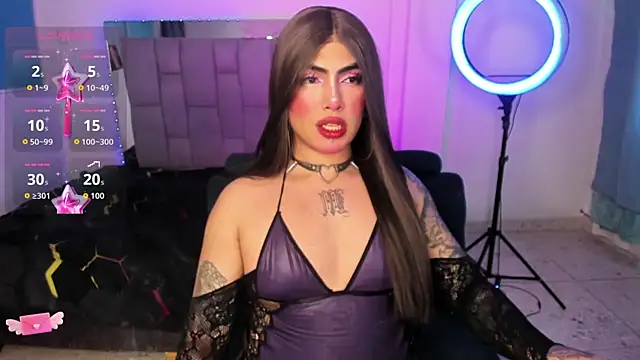 Sophie_whitexxx's Webcam Show
