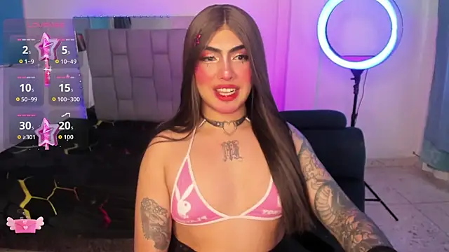 Sophie_whitexxx's Webcam Show