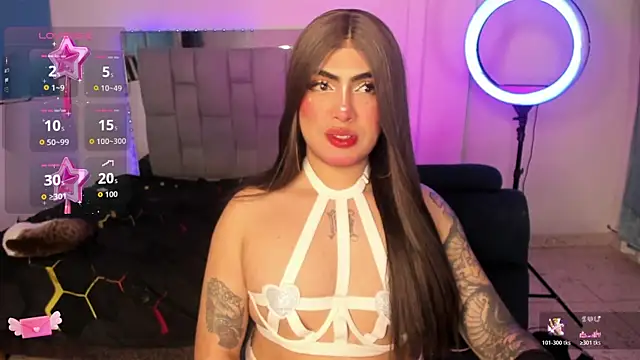 Sophie_whitexxx Show in webcam