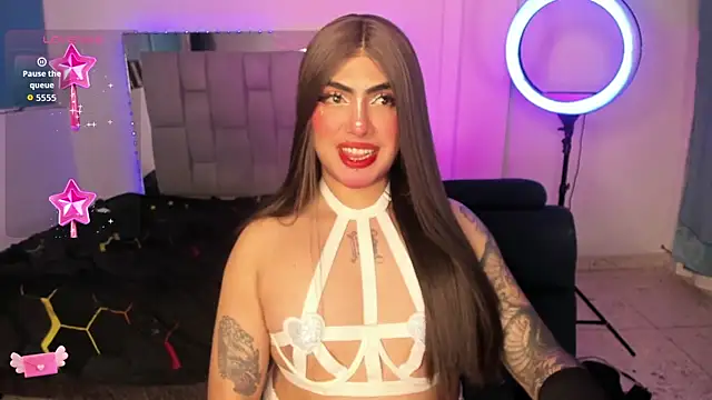 Sophie_whitexxx 网络视讯表演