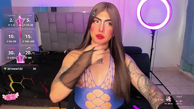 Sophie_whitexxx's Webcam Show