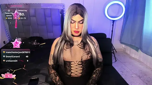 הופעת וובקאם של Sophie_whitexxx