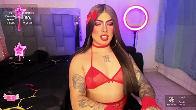 Pokazy przed kamerką – Sophie_whitexxx
