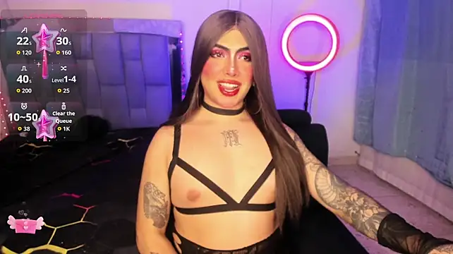 Pokazy przed kamerką – Sophie_whitexxx