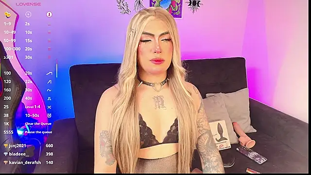 Sophie_whitexxx webcam show