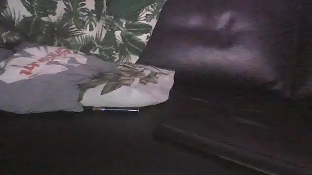 Smokeym123's Webcam Show