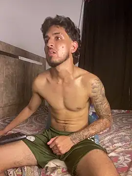 Kriss_Edwards webcam show