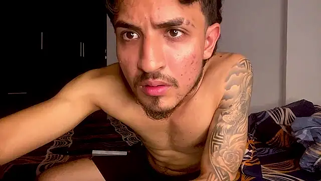 Kriss_Edwards webcam show