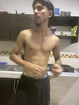 הופעת וובקאם של Kriss_Edwards