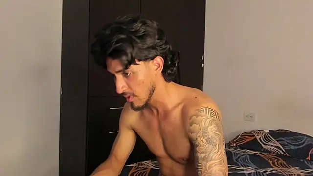 Kriss_Edwards Шоу с уебкамера