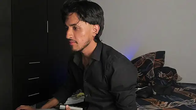 Kriss_Edwards Adlı Modelin Web Kamerası Şovu