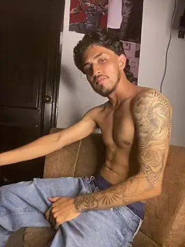Kriss_Edwards' Webcam Show