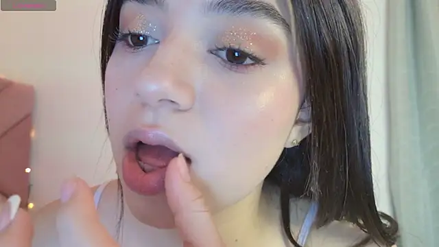 eva_sin18's Webcam Show