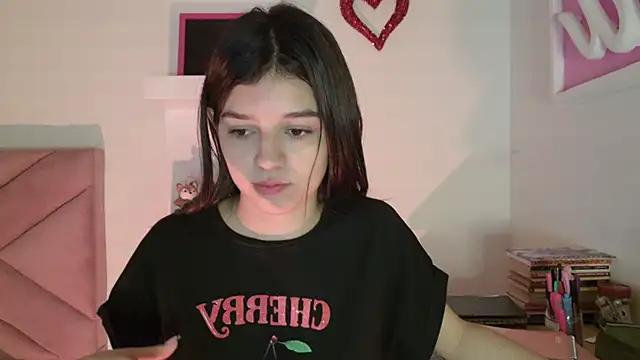 eva_sin18's Live XXX Chat