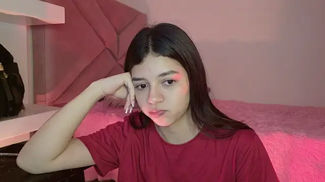 eva_sin18: απευθείας συνομιλία ΧΧΧ