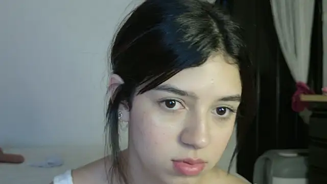 eva_sin18: απευθείας συνομιλία ΧΧΧ