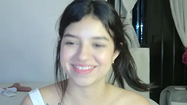 eva_sin18 Adlı Modelin Canlı XXX Sohbeti