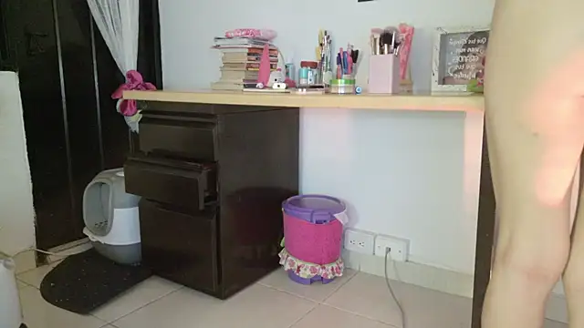 eva_sin18 – Naživo XXX chat