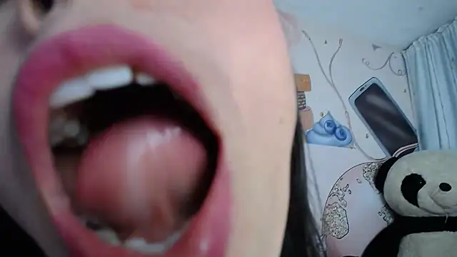 XXX chat uživo modela margott_22_
