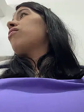 Nathaly_12 Adlı Modelin Canlı XXX Sohbeti