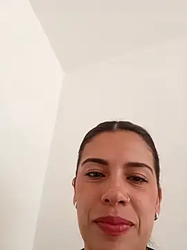 Nathaly_12's Live XXX Chat