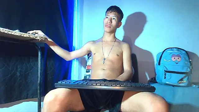 dareck_18 在線直播表演