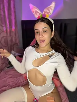 Paulet_Johnson Adlı Modelin Canlı XXX Sohbeti