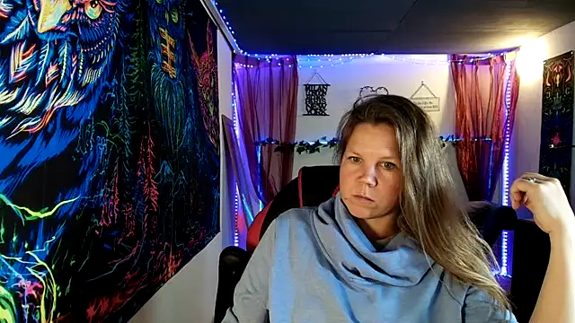 CallMeMarian Webbikameraesitys