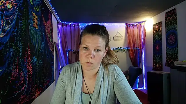 CallMeMarian Webbikameraesitys