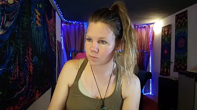 CallMeMaria Webcam Show