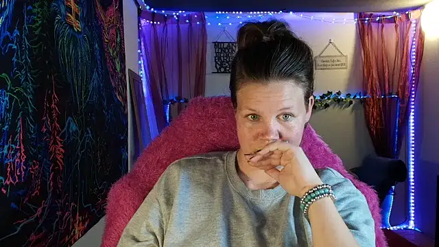 CallMeMaria Webcam Show