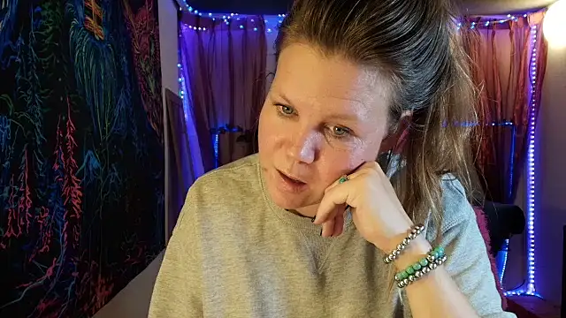 CallMeMarian Webbikameraesitys
