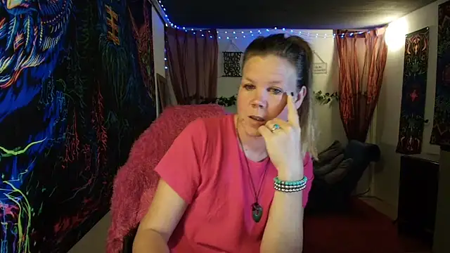 CallMeMarian Webbikameraesitys