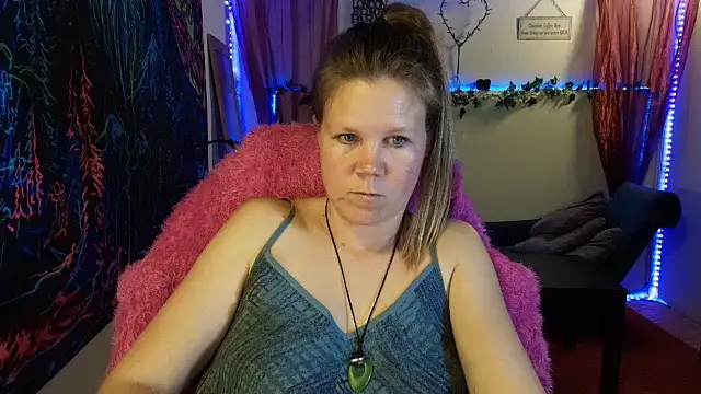 CallMeMaria – webcam-show