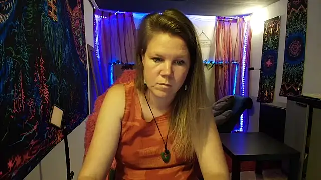 CallMeMaria webcam show
