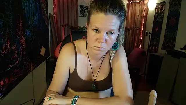 CallMeMarian Webbikameraesitys