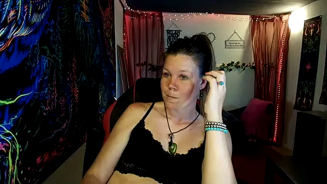 CallMeMarian Webbikameraesitys