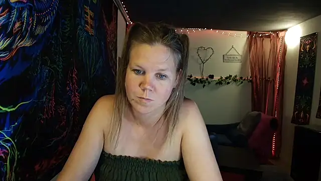 CallMeMaria Webcamshow