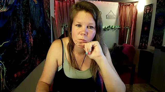 CallMeMarian Webbikameraesitys